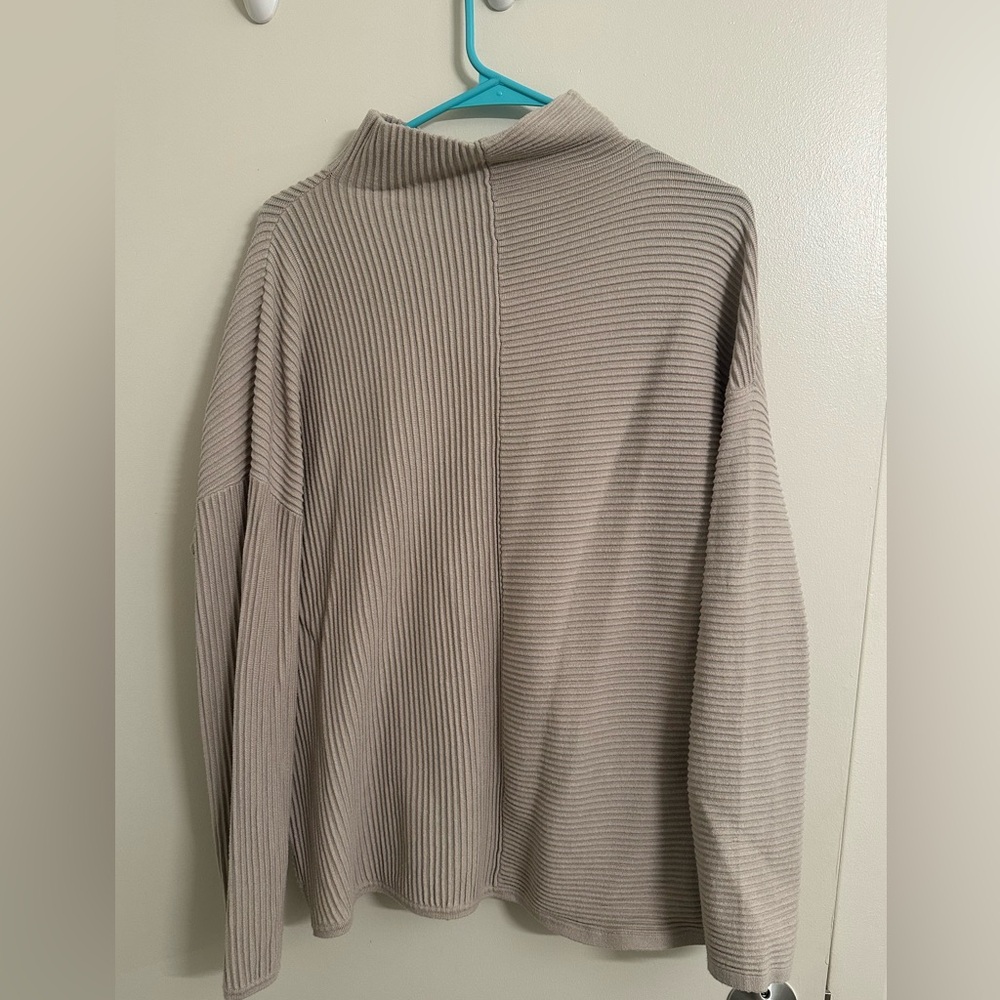 Mock neck ribbed sweater